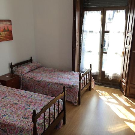 Pension Carretero Caces Zewnętrze zdjęcie